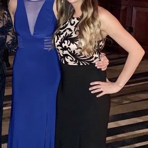 Night way evening gown black sequence size 4